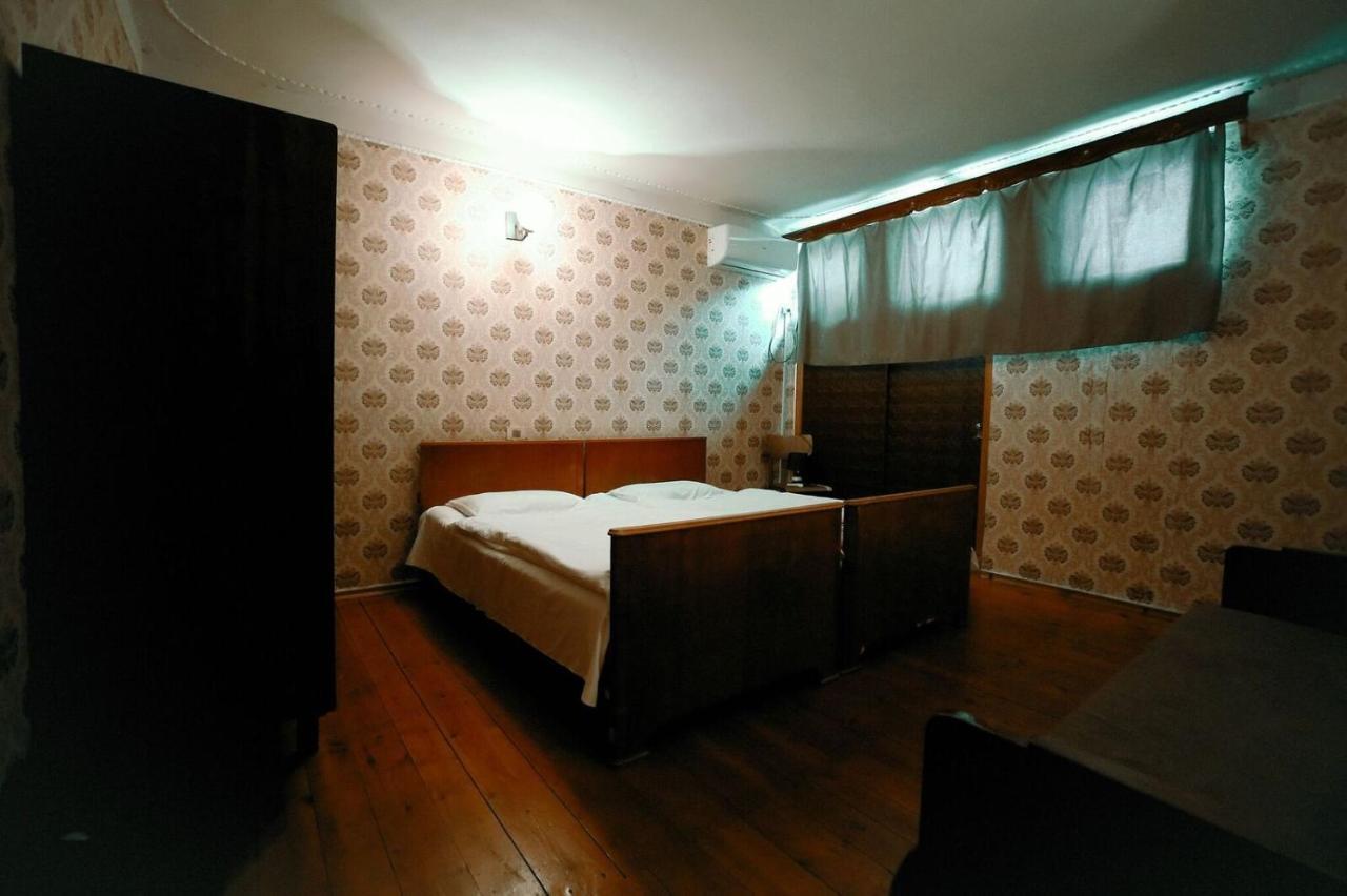 Guest House Old Koetaisi Buitenkant foto